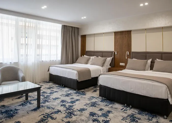 Erebuni Hotel Republic Square