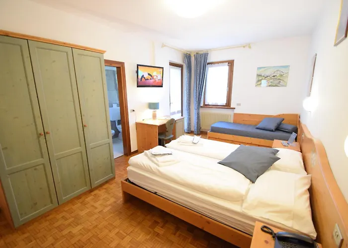 Albergo Miravalle-Tre Cime Views