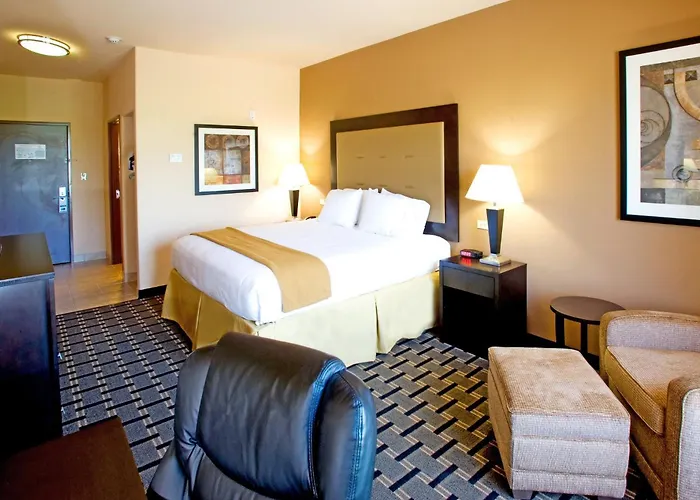 Holiday Inn Express And Suites Beeville By Ihg