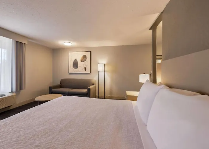 Days Inn By Wyndham Thunder Bay North