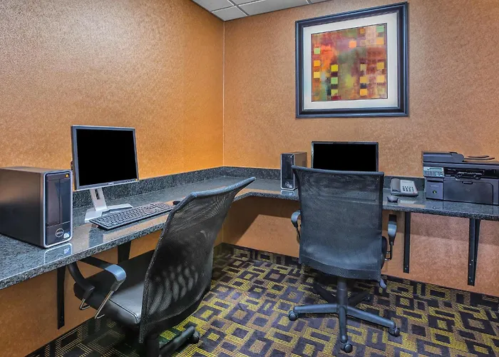 Holiday Inn Express Hotel And Suites Marysville By Ihg