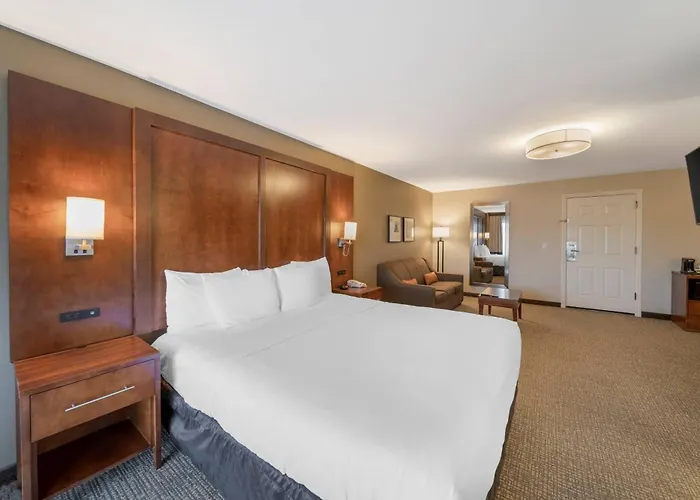 Comfort Suites Red Bluff Near I-5