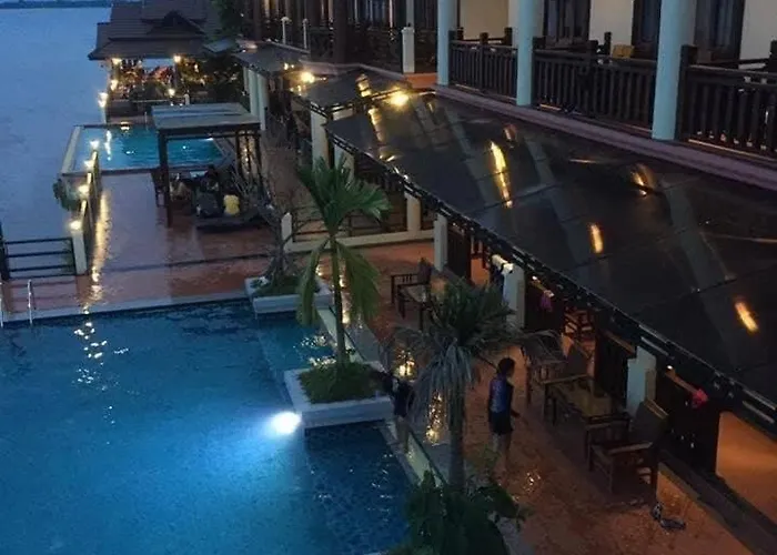 Pon Arena Hotel