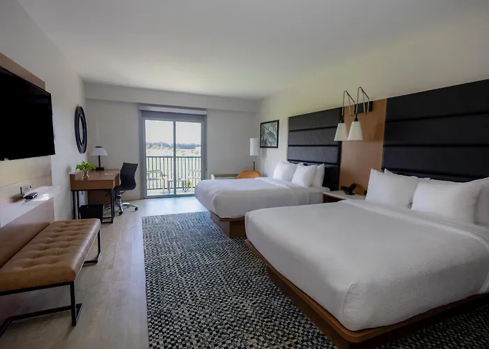 Seven Sebring Raceway Hotel