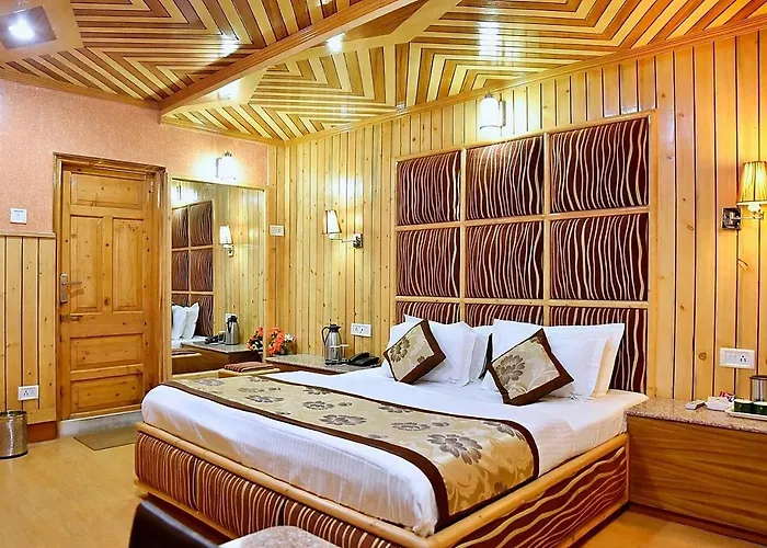 Hotel Chaman Palace