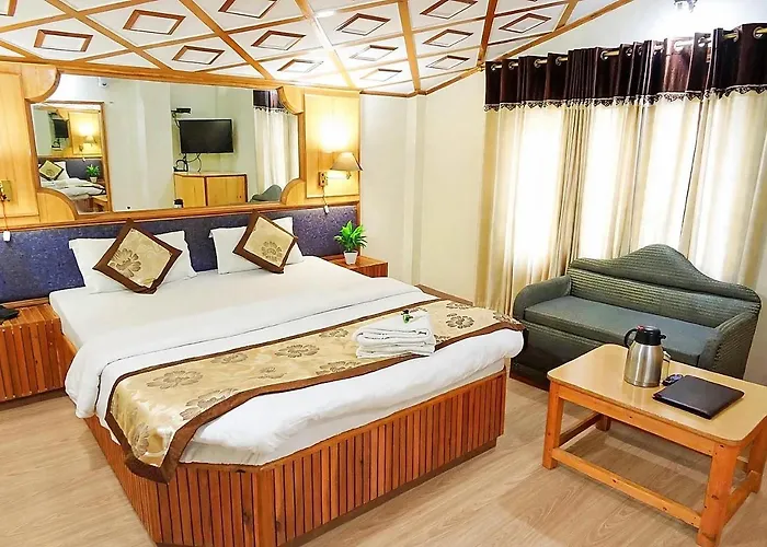 Hotel Chaman Palace