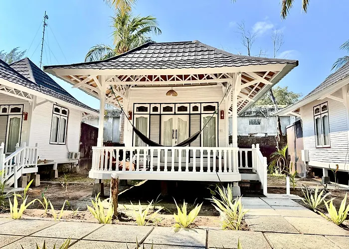 Bronze Bungalows