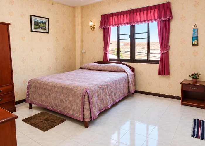 Thaveesinh Hotel