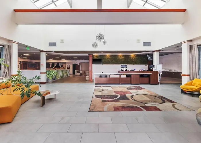 Medallion Inn And Suites