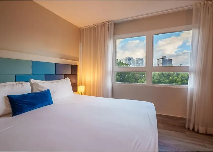 The Wave Hotel Condado