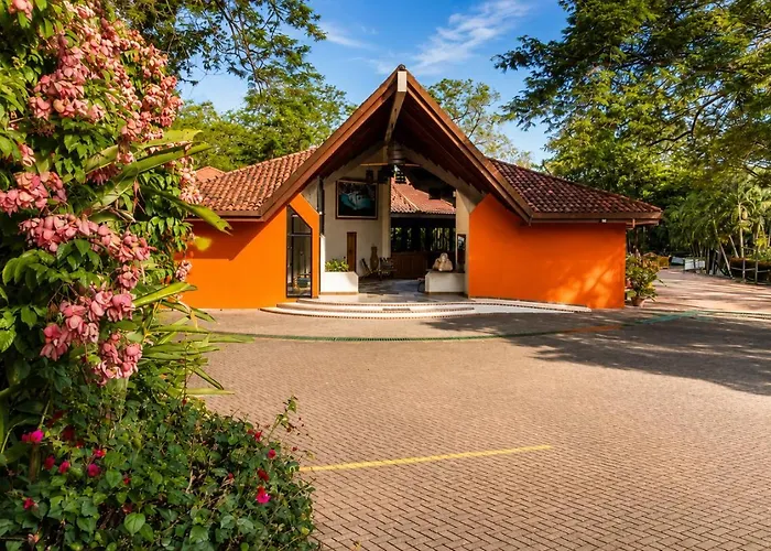 Papagayo Golden Palms Beachfront Hotel