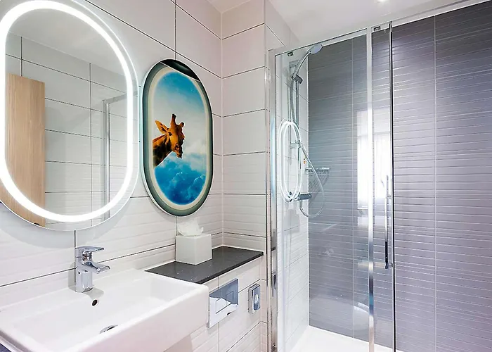 Ibis Styles London Heathrow Airport