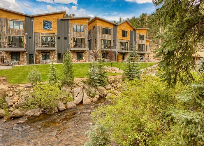 The Inn On Fall River & Fall River Cabins Estes Park