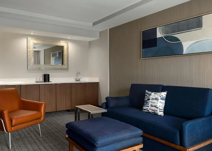 Courtyard By Marriott Omaha Bellevue At Beardmore Event Center