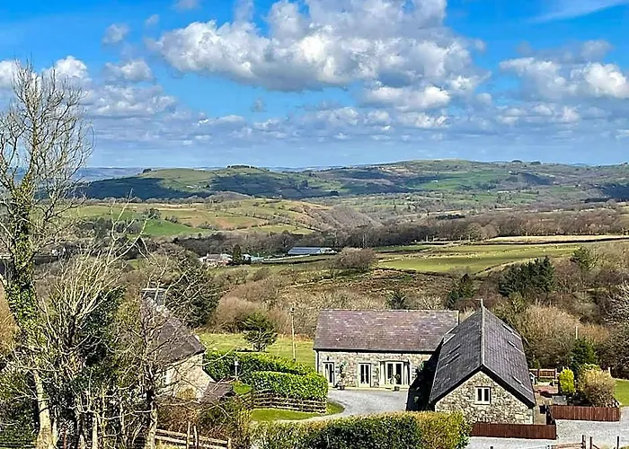 Rhiwddu Barns - Brecon Beacons National Park