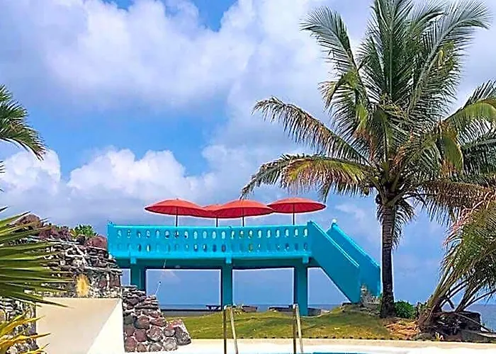 Puesta Del Sol Beach Bungalows And Restobar