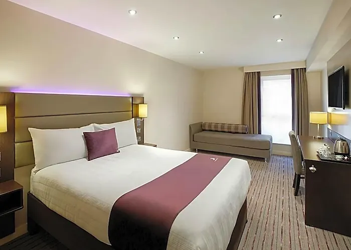 Premier Inn Manchester Airport Heald Green