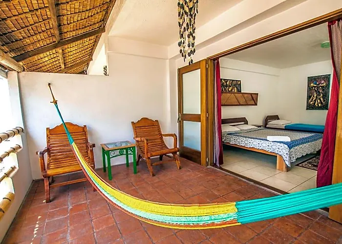 Bamboo Bungalow Resthouse Boracay