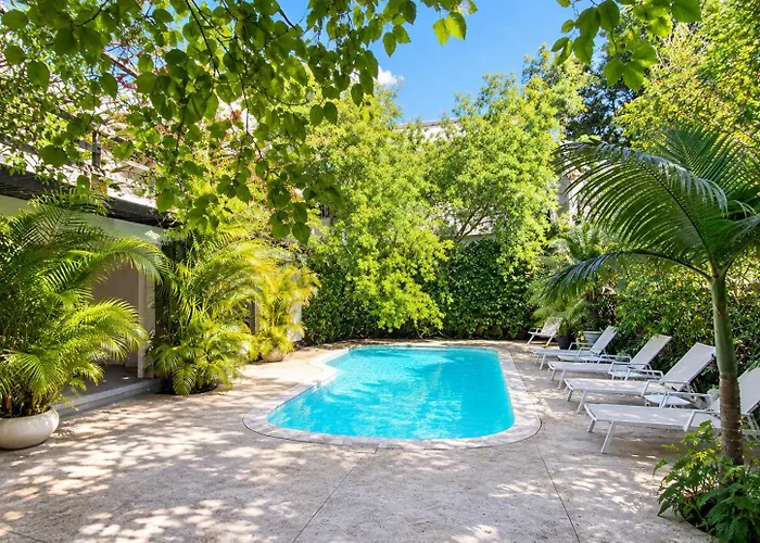 Cape Standard Guest House
