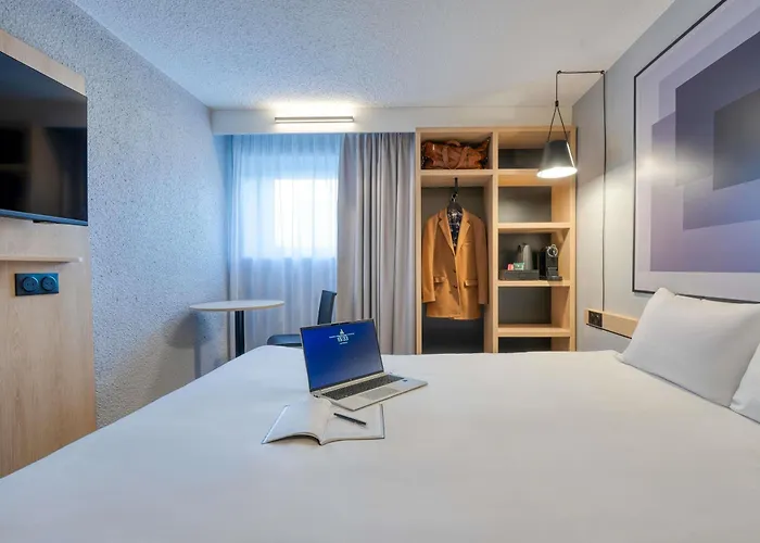 Ibis Orly Chevilly Tram 7