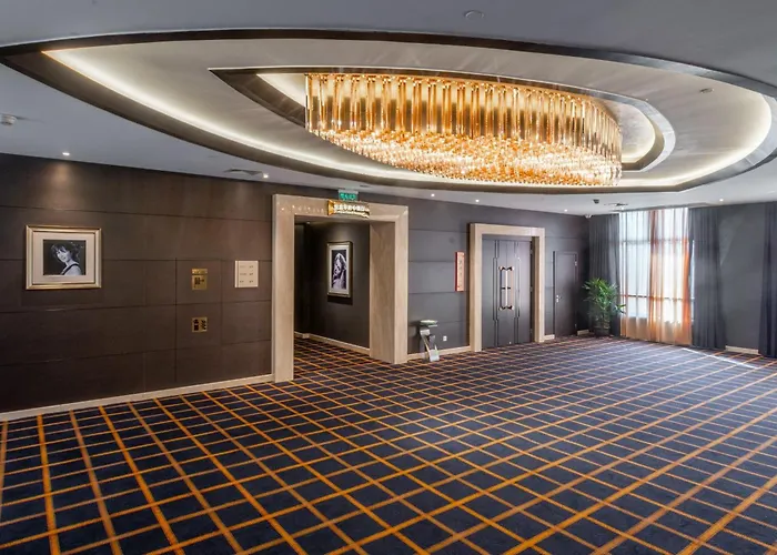 Crowne Plaza Shanghai By Ihg