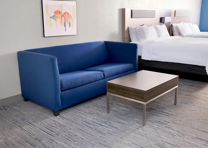 Holiday Inn Express & Suites Sarasota Bradenton By Ihg