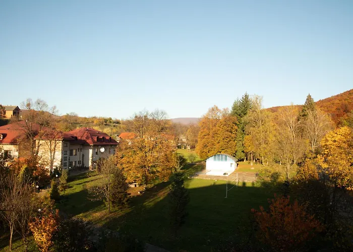 Bogolvar Retreat Resort - Курорт Для Усамітнення "Богольвар"