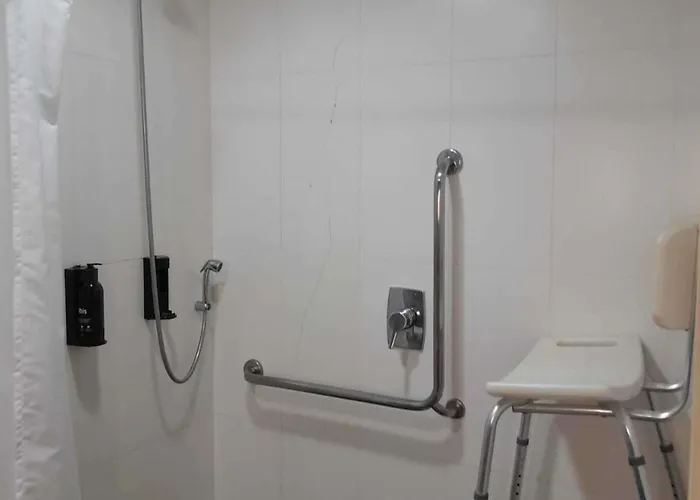 Ibis Jatai Shopping