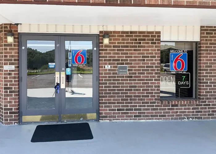 Motel 6 Fancy Gap Va