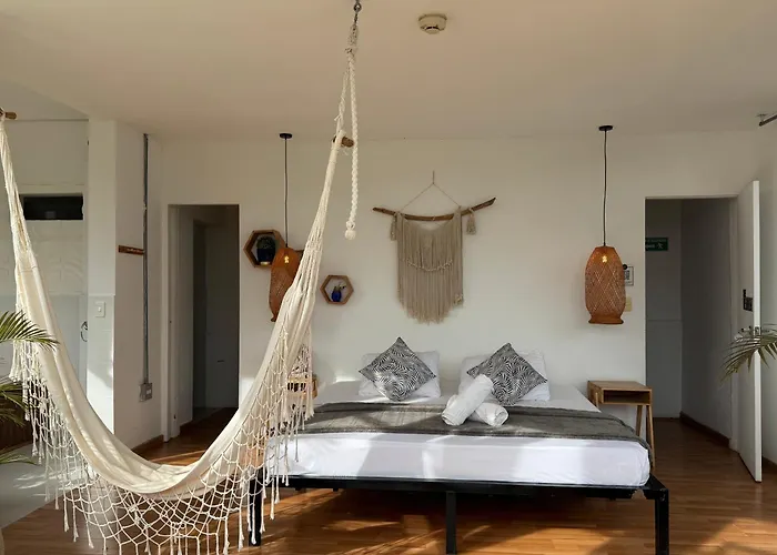 La Madriguera Hotel Guatape Con Embalse