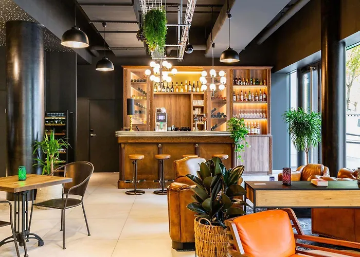 ibis Styles Puteaux Paris La Defense