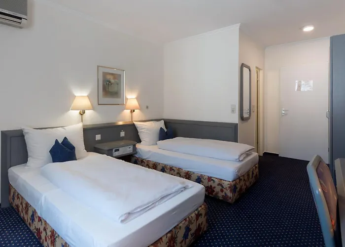 Hotel Belmont Classic