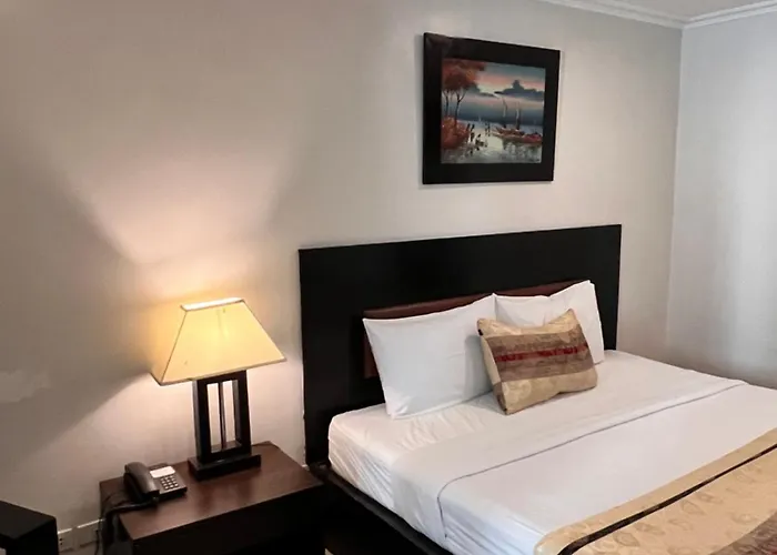 Paragon Tower Hotel