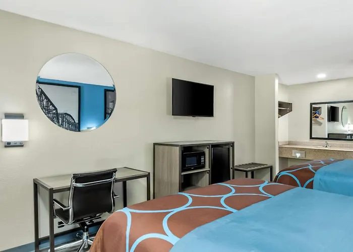 Super 8 By Wyndham Bossier City/Shreveport Area