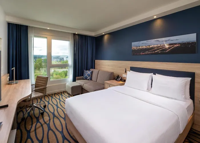 Hampton By Hilton Frankfurt Airport