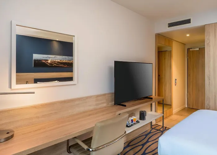 Hampton By Hilton Frankfurt Airport