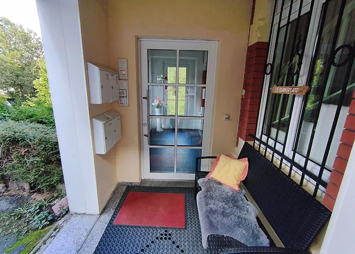 Hotel-Pension Schloss -Miramar