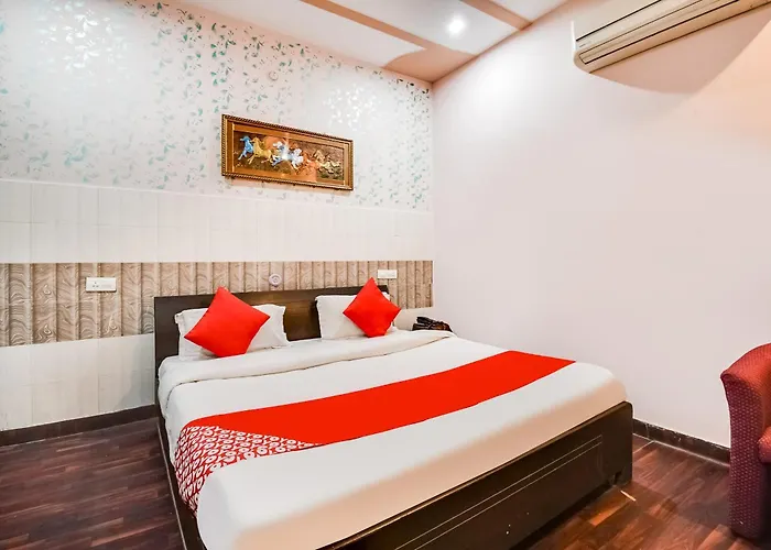 Hotel O Moon Hotel