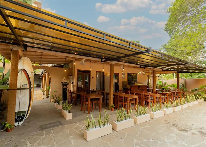 Jungle Villa Cafe & Rooms