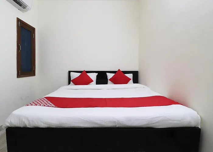 Hotel O Royal King Deluxe