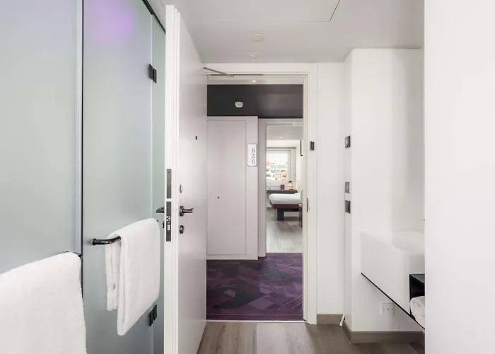 Yotel Porto