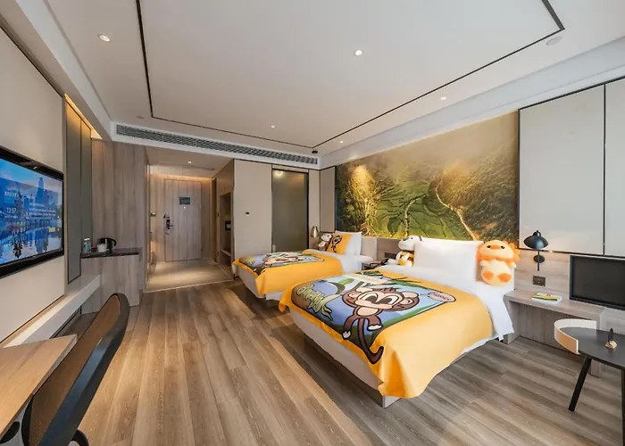 Atour Hotel Guiyang Century City Shopping Center