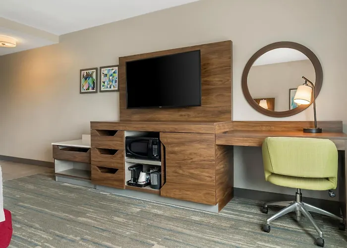 Hampton Inn & Suites Pekin