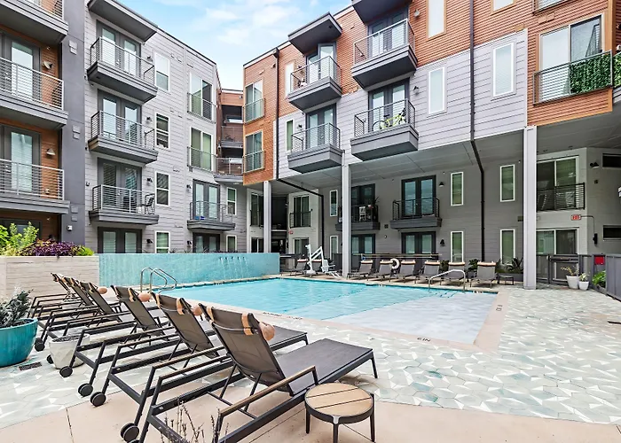 Placemakr Austin Downtown, Apartments By Hilton