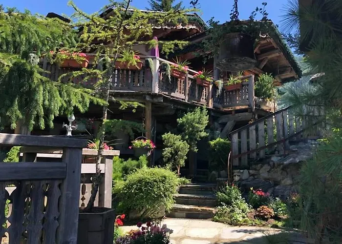 Hotel Les Chalets De Philippe Avec Jacuzzis Privatifs