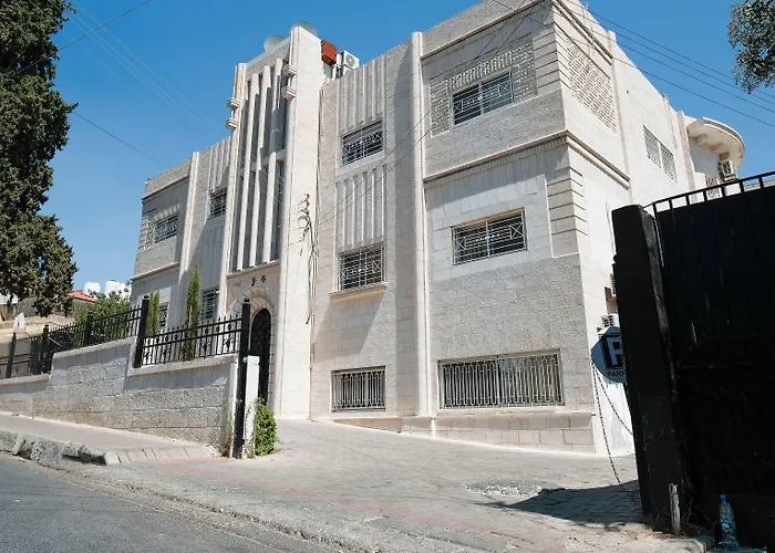 Dali House