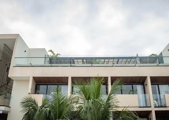 Moonshine Tulum Hotel & Hostel