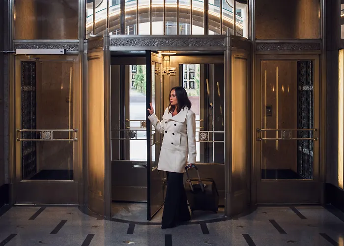 Rand Tower Hotel, Minneapolis, A Tribute Portfolio Hotel