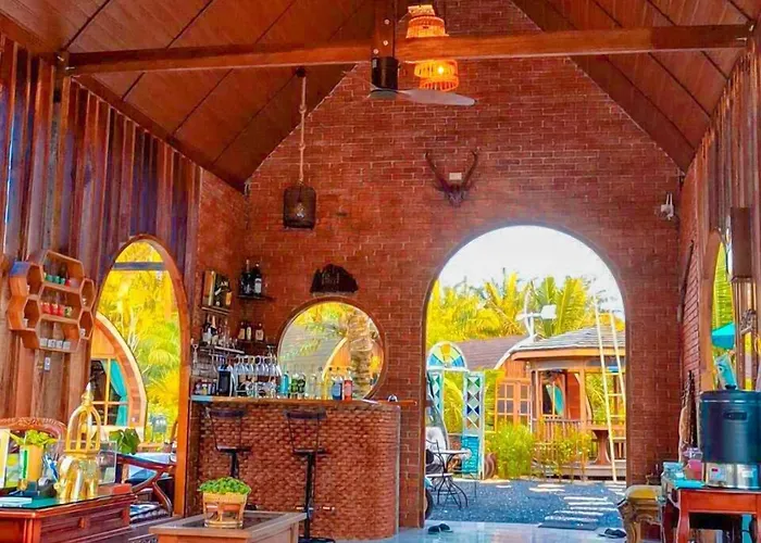 Plaiphu Pool Villas