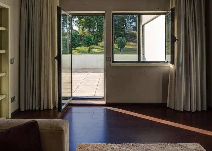 Hotel Lara Valenca